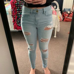 High Waisted Jeans